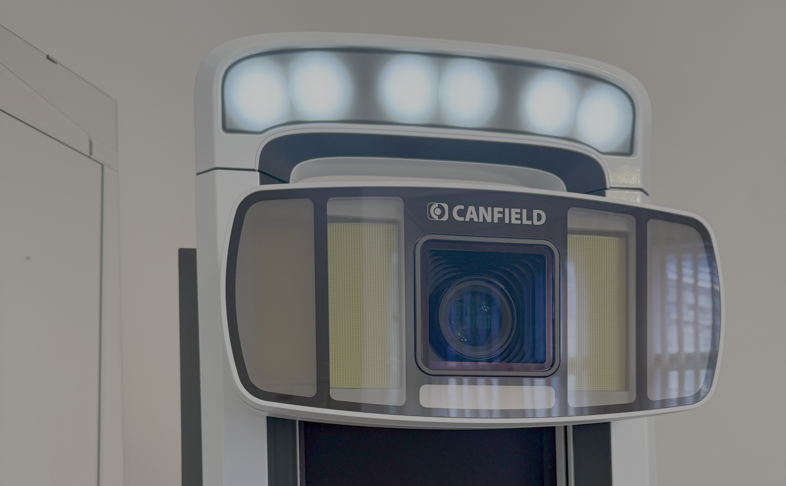 IntelliStudio-System für standardisierte medizinische Fotografie bei SkinBerlin